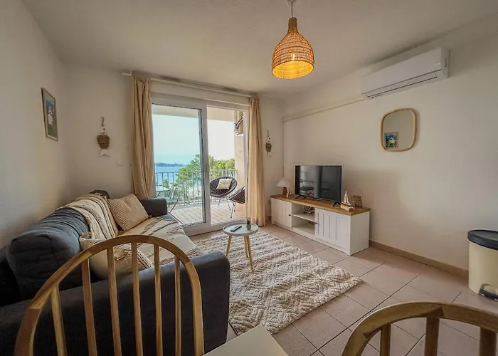 Studio cosy avec terrasse et vue mer imprenable